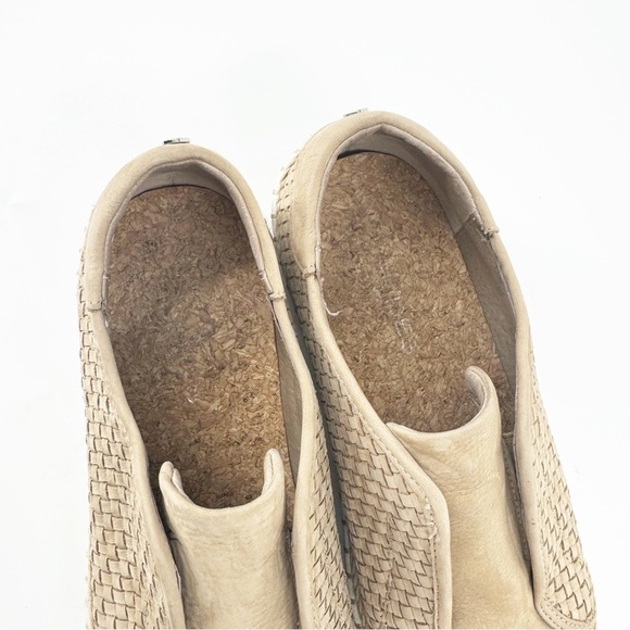 ✅ J/Slides Women's Kayla Woven Slip-On Platform Sneakers SIZE 7 - Picture 9 of 9